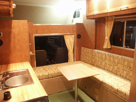 7.5 Tonne Horsebox